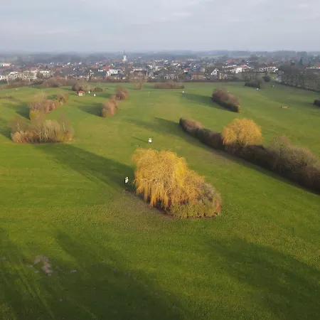 Gaestehaus Meiwes לינה וארוחת בוקר 3*